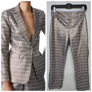 Alice + Olivia Stacey Slim Medallion Ankle Pants  size 4